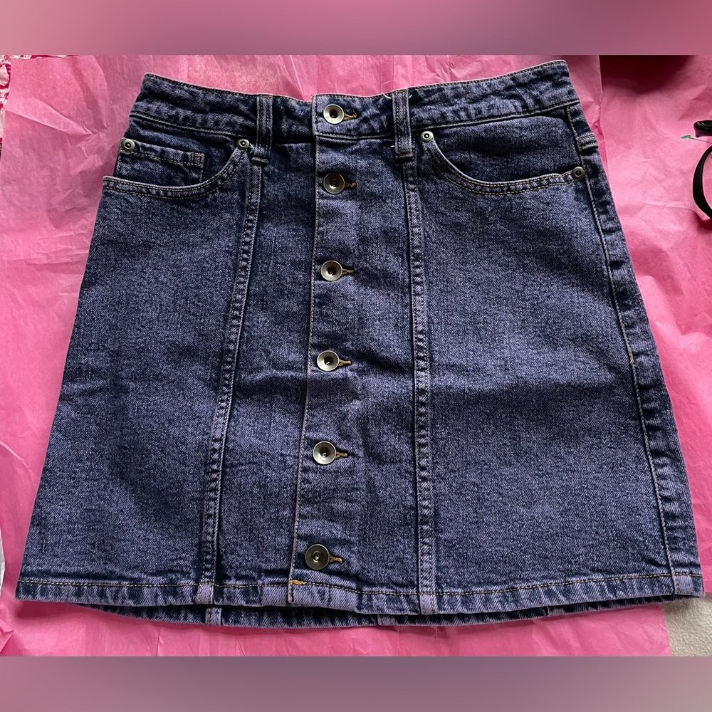 $10 TODAY ONLY!!! HOT TOPIC JEAN SKIRT-purple color! Pre owned! Size Small!